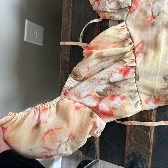 Worth collective dress S! Im pregnant now- too small for my event now! - Picture 7 of 8